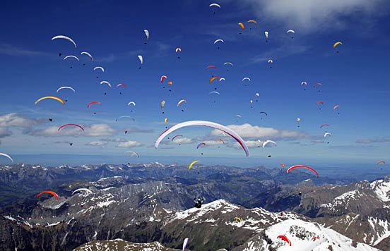 蓬溪老年骑游队3年已骑游四川省内近10个市州